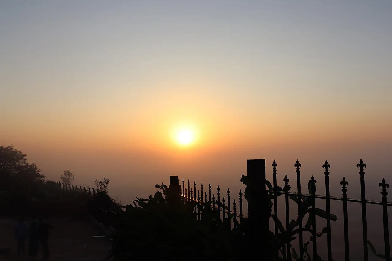 Chikkaballapur · Nandi Hills Sunrise & Cloud Sea