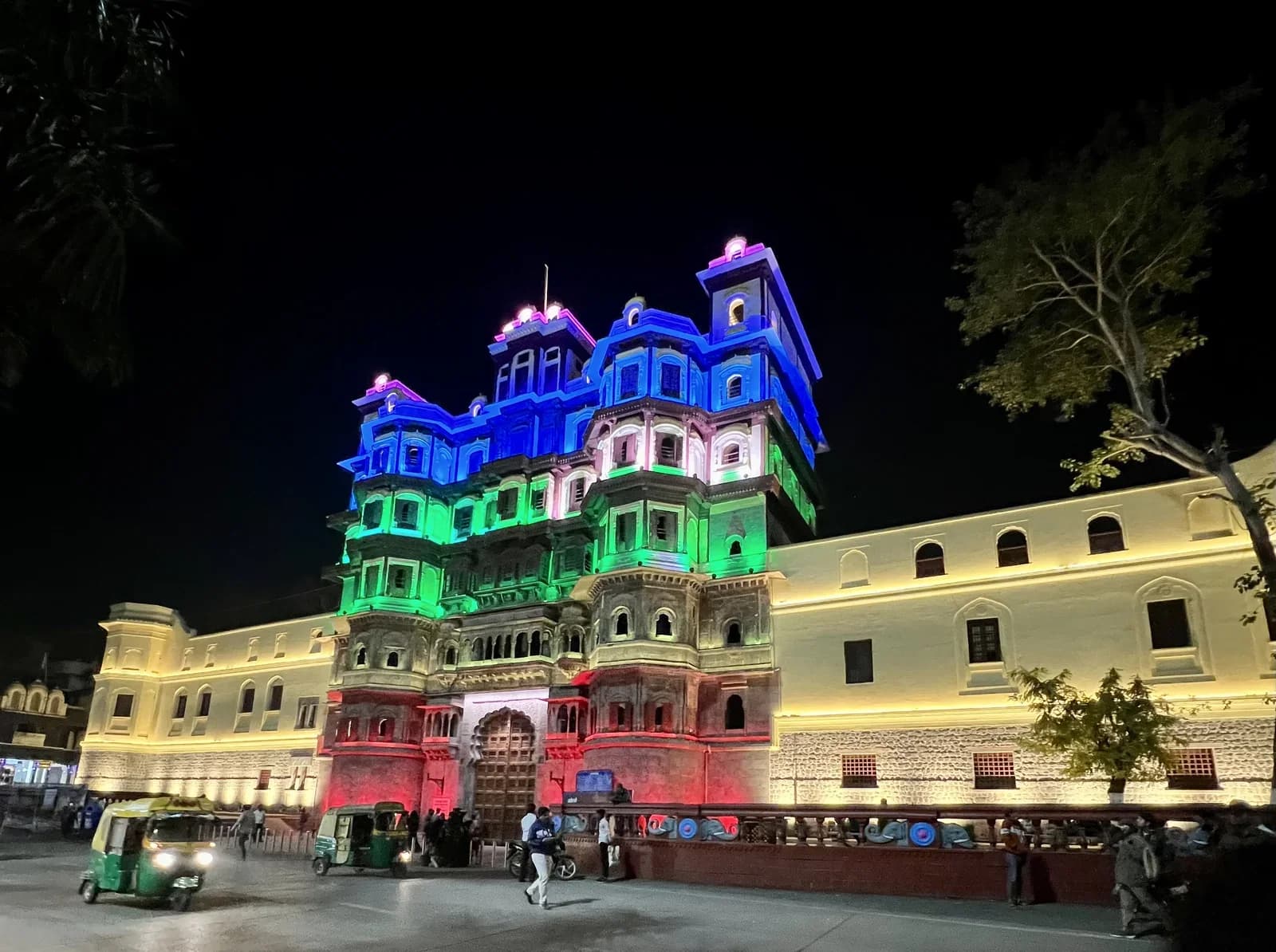 Rajwada Palace & Cleanest City
