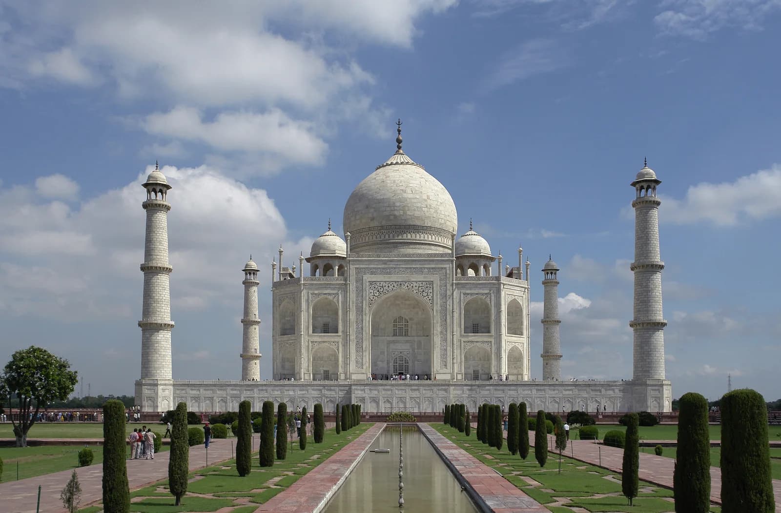 Uttar Pradesh · Taj Mahal & Sacred Ghats of Varanasi